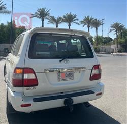 تۆیۆتا لاند کروزەر